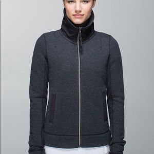 Lululemon En Route Jacket, Back zip Size 6
